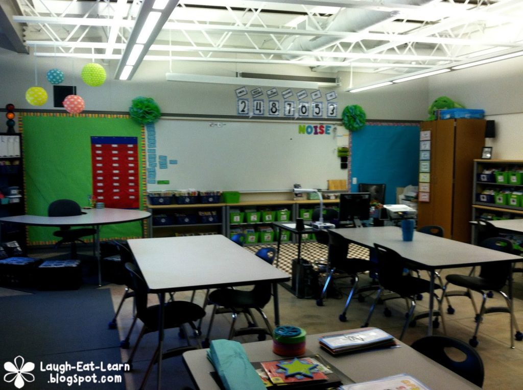 Before your new students come in for a new school year, check out my sneak peek at my classroom layout with tons of ideas for the perfect setup. I've included a ton of photos to share my design with the classroom tables, and our areas throughout the classroom. 